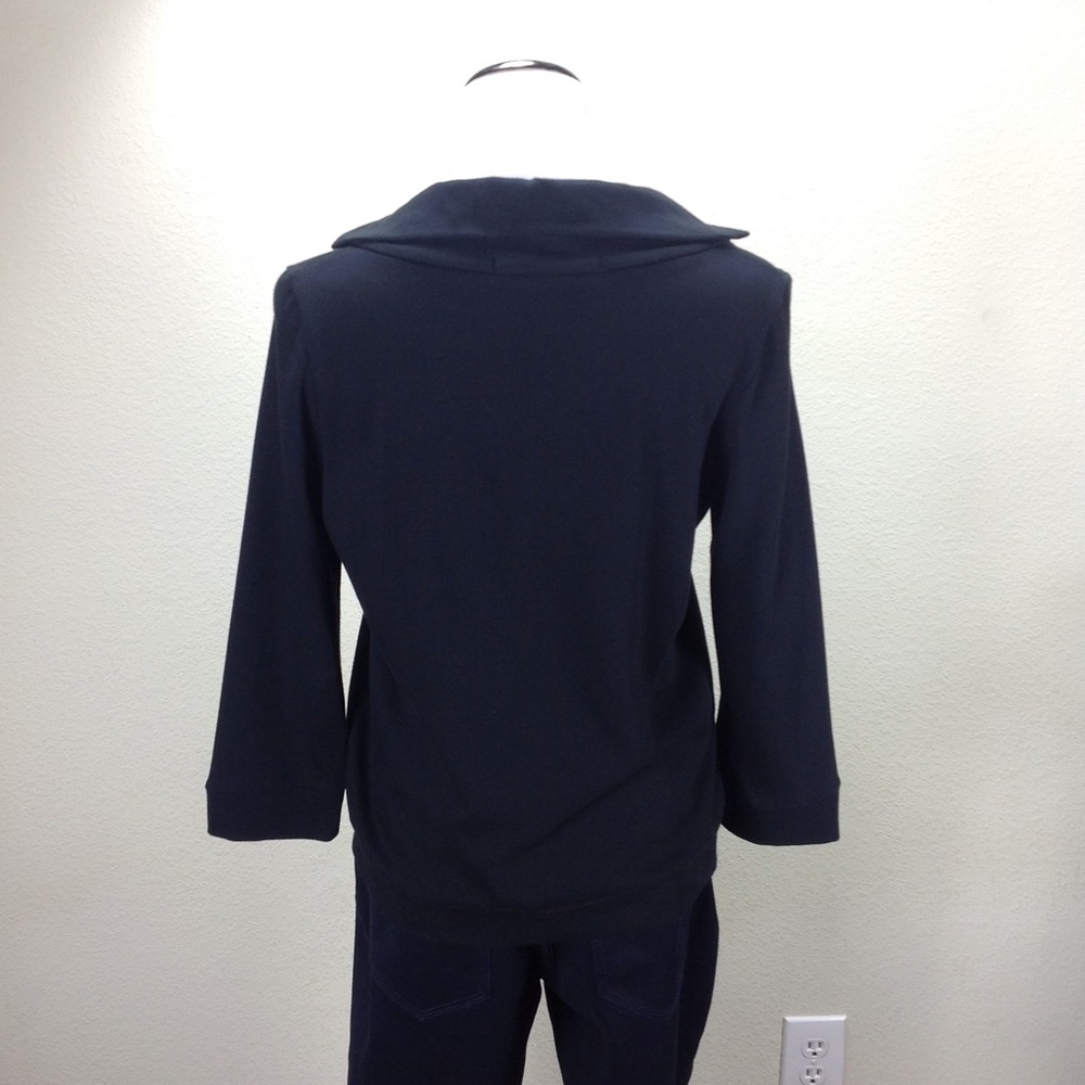 Urban Outfitters Black Sweater W/ 3/4 Sleeves - Picture 3 of 7